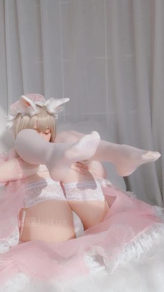 18禁日韩美女黄色理论网站_超清在线观看完整版