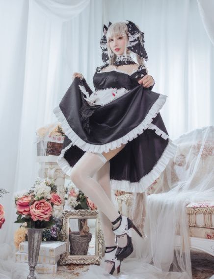 欧美运动装街拍_蓝光免费在线观看