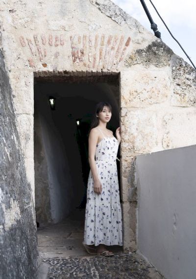 欧美厌世女头_DVD在线视频观看