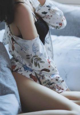 欧美丰满办公室_超清完整在线观看