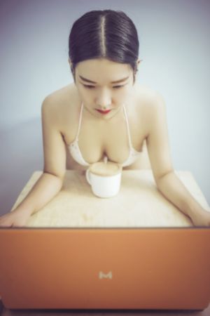 日韩激情电影_剧情片全集免费播放