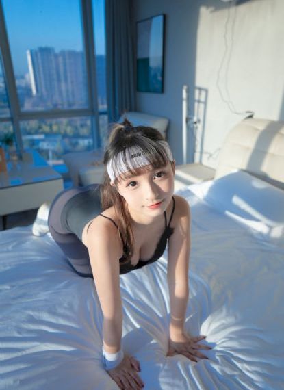 欧美海报设计图片_4K全集在线观看