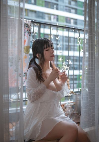 欧美风连衣裙女秋冬_1080P电影完整版