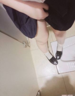 国产白嫩美女援交在线_HD免费观看最新