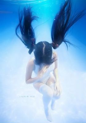 欧美大胆艺术美女_蓝光免费在线观看